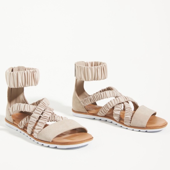 Sorel Women’s Ella II Ankle Strap Sandal EUC Size 9.5 Soft Taupe White - Picture 8 of 8